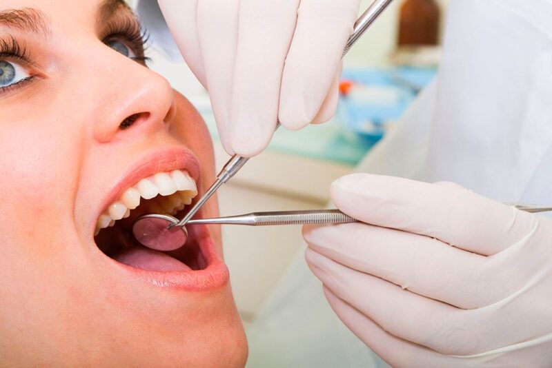 Estudiar Carrera de Odontología 【 Mejores Universidades 2023 】