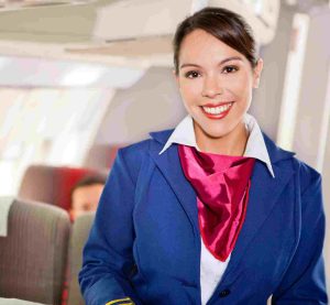 ¿Cuánto dura la carrera de azafata?